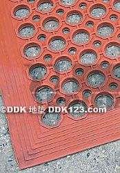 橡膠地墊\橡膠墊\橡膠防滑墊\工業(yè)橡膠地墊\耐油橡膠墊\橡膠墊種類(lèi)\丁晴橡膠墊\DDK地墊